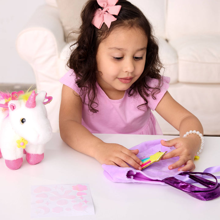 DECORATE A GLITZY UNICORN KIT