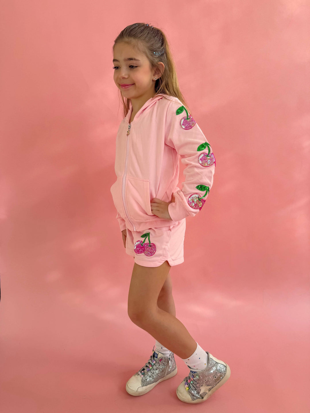 CHERRY SPARKLE SHORT SET