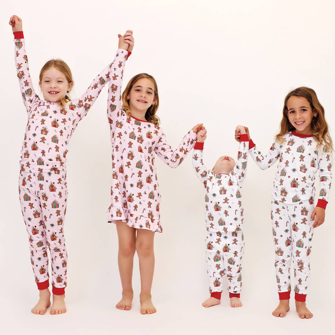 GINGERBREAD WORLD TWO PIECE PAJAMA | PINK