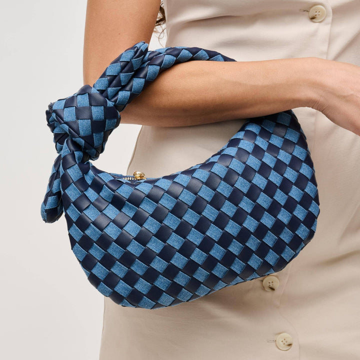 LIZBETH WOVEN KNOT CLUTCH | BLACK
