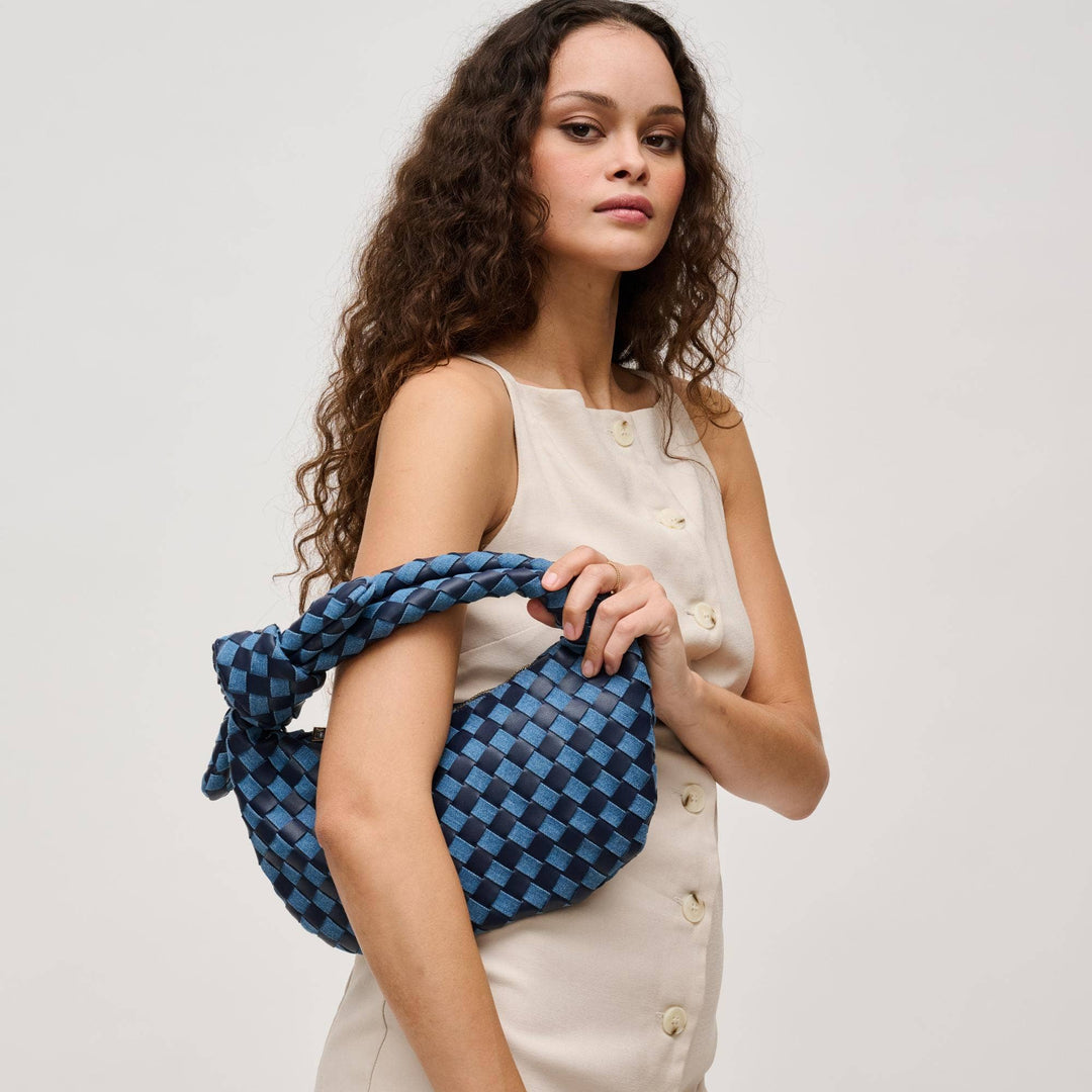 LIZBETH WOVEN KNOT CLUTCH | BLACK