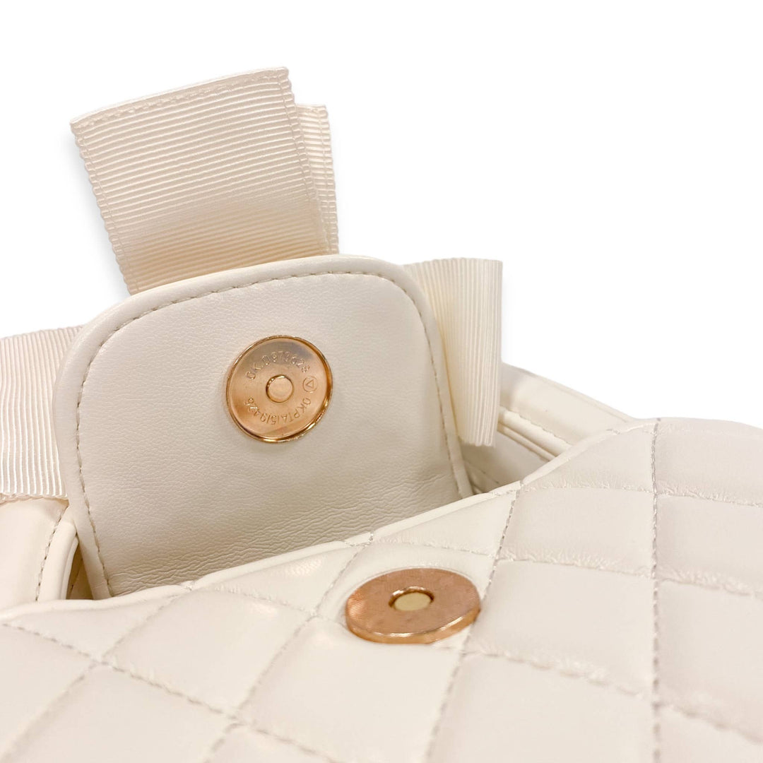 FLORAL APPLIQUÉ QUILTED BAG | BLACK