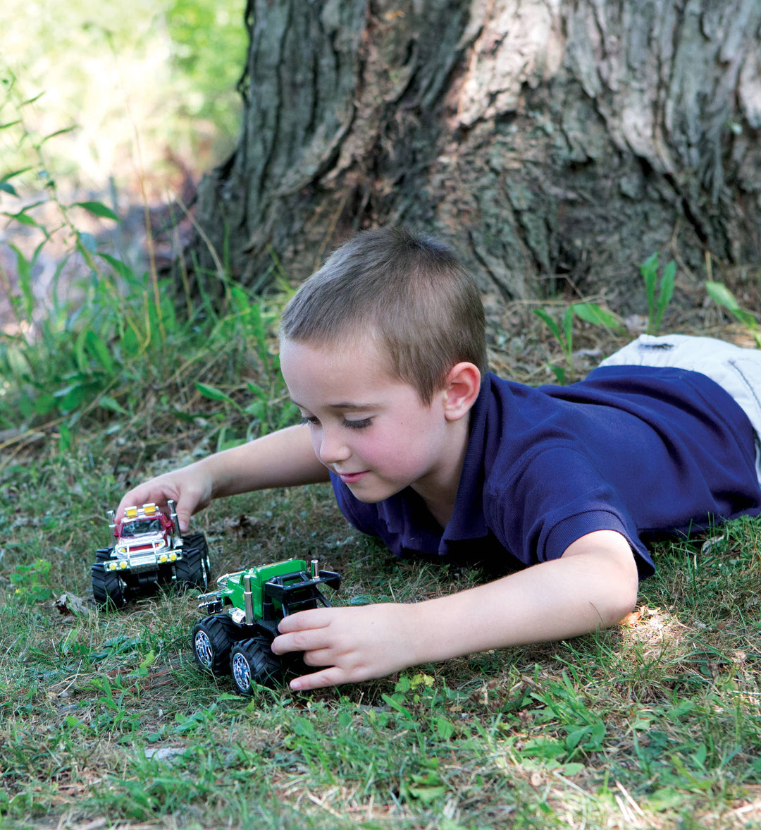 DECORATE MONSTER TRUCKS KIT